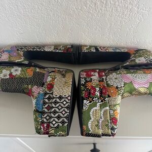 Ultra platform boots